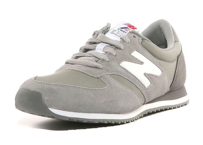 new balance gris claro